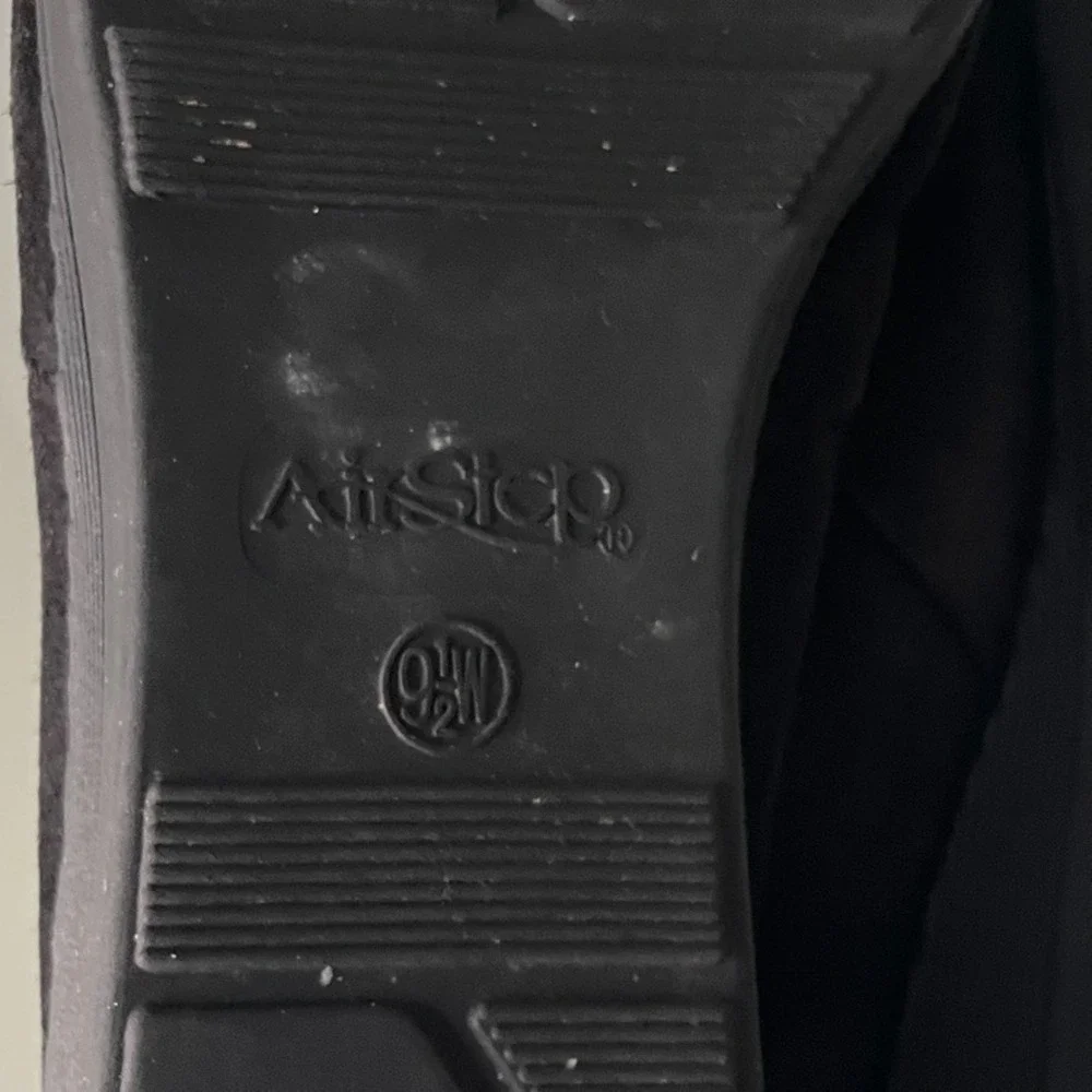 Airstep Women's Black Faux Suede Shearling Lined Wedge Ankle Zip Boots Size 9.5W